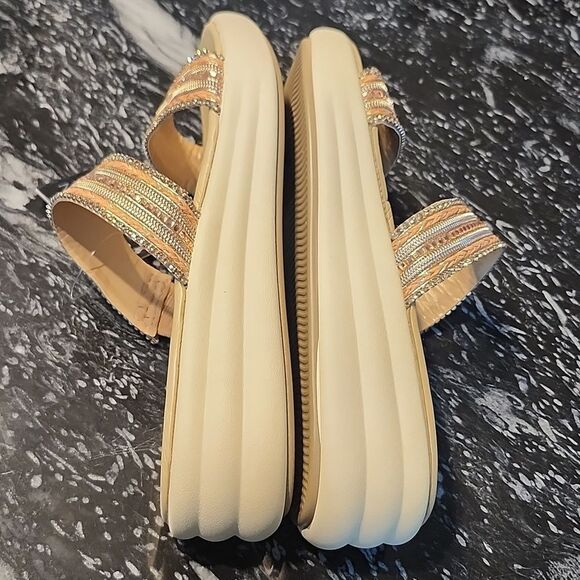 BRAND NEW AMERICAN EXCHANGE WOMEN'S BEADED WEDGE ESPADRILLE SANDALS - Picture 5 of 15